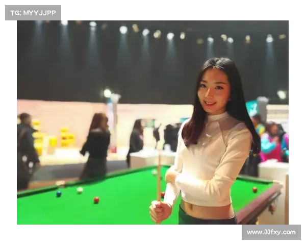 one赛事ring girl-ONE赛事举牌女郎风采无限魅力四射引领擂台时尚潮流 one赛事ring girl-ONE赛事举牌女郎风采无限魅力四射引领擂台时尚潮流